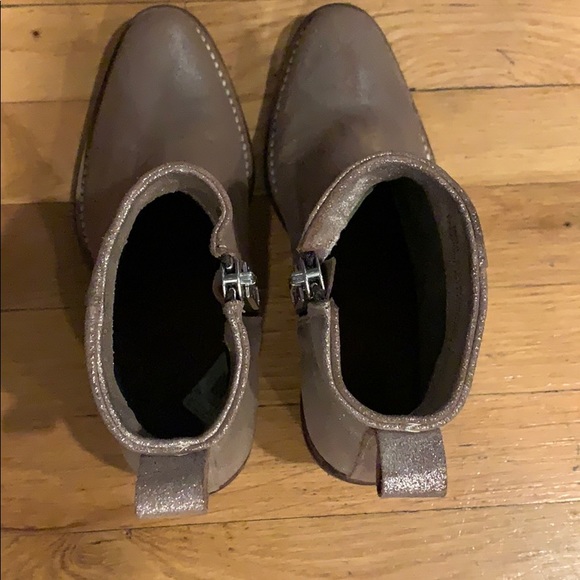 Metallic Diesel Chelsea Show Pinky Ankle Boot - Picture 7 of 8